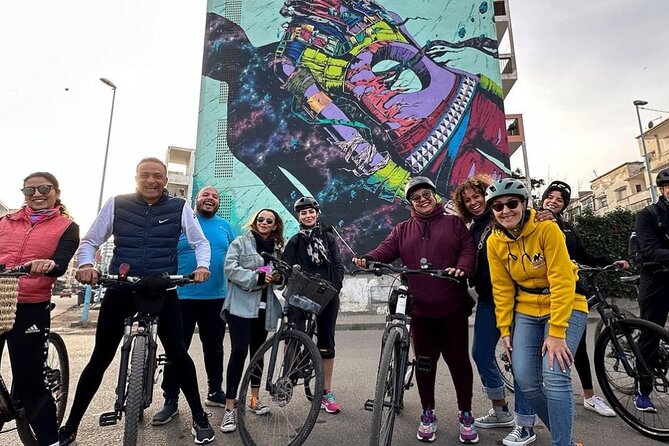 Guided Cycling Adventure in Casablanca with Licensed Tour Guide - A pause in Parc de la Ligue Arabe