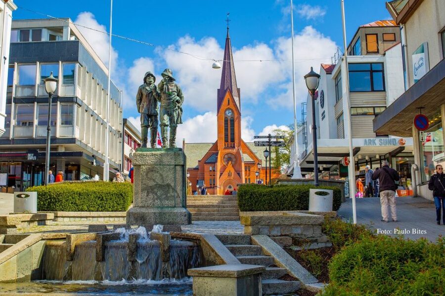 Guided E-Bike Tour in Haugesund: city, vikings, Rising Tides - Five things to know before you ride