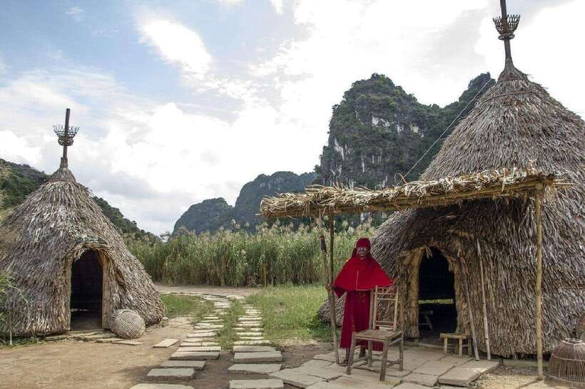 Ha Noi: Ninh Binh / Hoa Lu - Trang An - Mua Cave / Cycling - Two Quiet Hours on the Trang An River