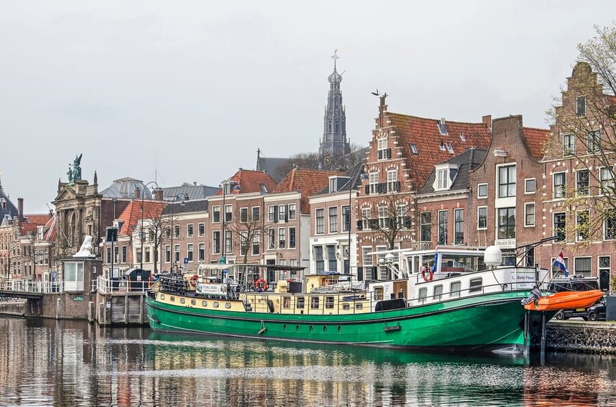 Haarlem Highlights Bike Tour - Riding through Haarlem’s old center