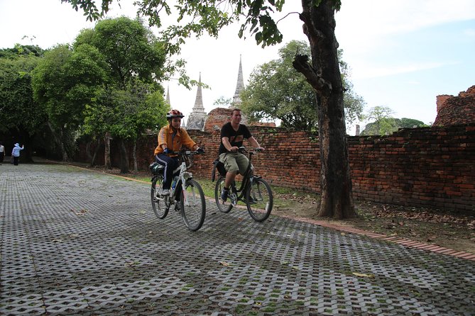 Half-Day Ayutthaya City Cultural Bike Tour - Wat Lokayasutharam and the reclining Buddha