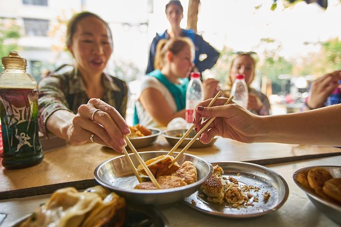 Half-Day Bike Tour of Shanghai Old Town with Food Tasting - Food tasting, from coffee to xiaolongbao