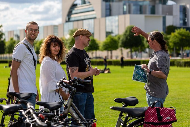 Half-Day Guided Bike Tour of Central Berlin's Highlights - Bebel Place, the New Synagogue, and stories between stops