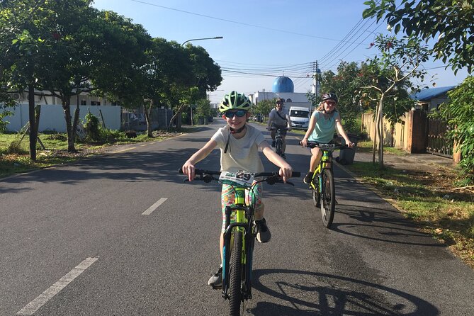 Half-Day Heritage Bike Tour in Kuching - Why a bicycle works so well in Kuching
