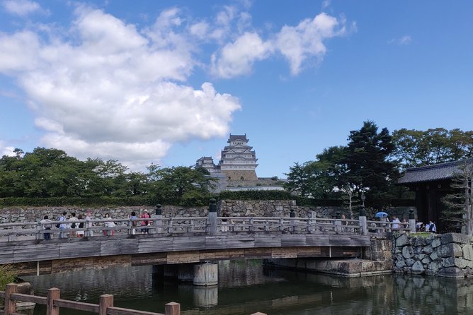 Half-day Himeji Castle Town Bike Tour with Lunch - Tamatsubaki at an old sweets shop