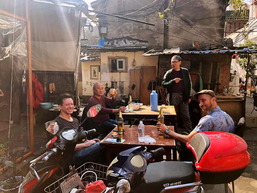Half-Day Old Shanghai Small Group Bike Tour (Day & Night) - How difficult is the cycling?