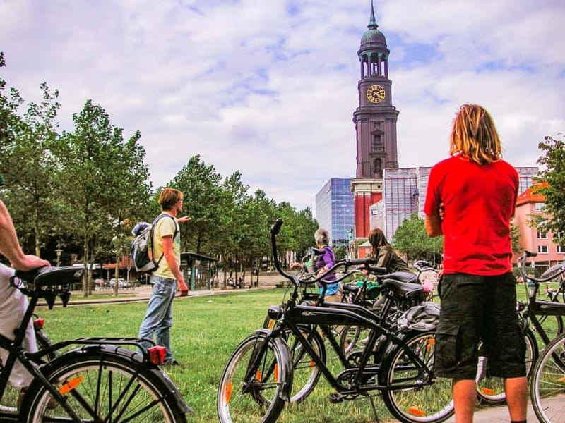Hamburg 3-Hour Bike Tour - Starting in St. Pauli near the Reeperbahn