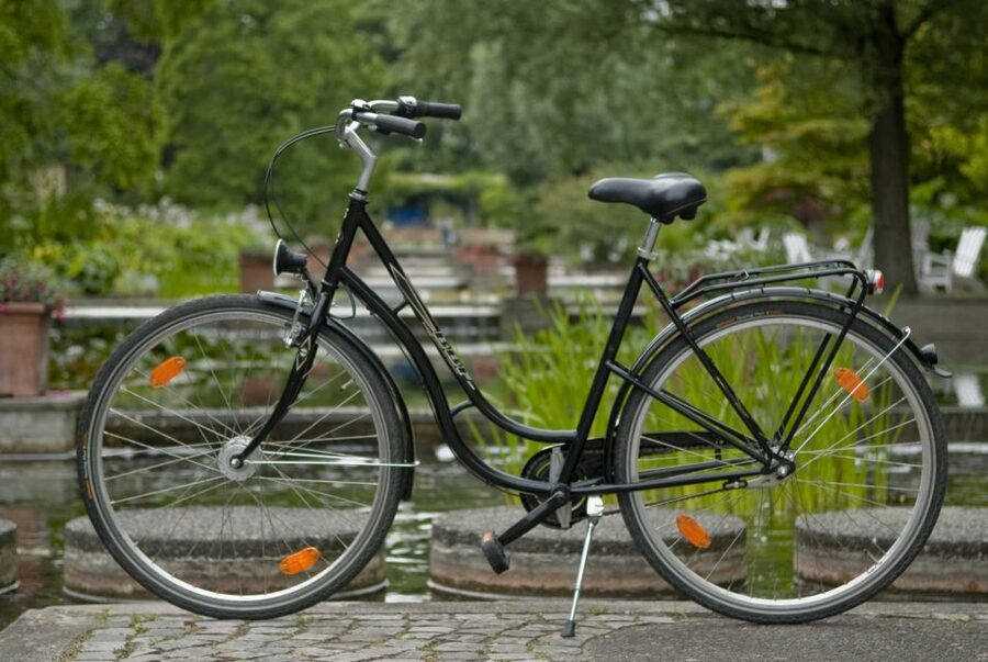 Hamburg: Bike Rental - Starting at Gebrüder-Wolf-Platz in St. Pauli