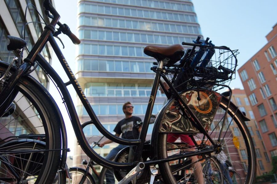 Hamburg: Bike Rental - Connecting Hamburg’s Main Sights