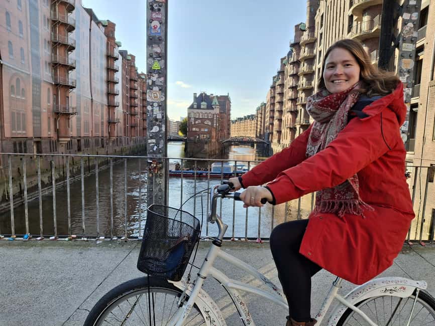 Hamburg: City Tour by Bike with Elbphilharmonie incl. Bike - What $40 buys you