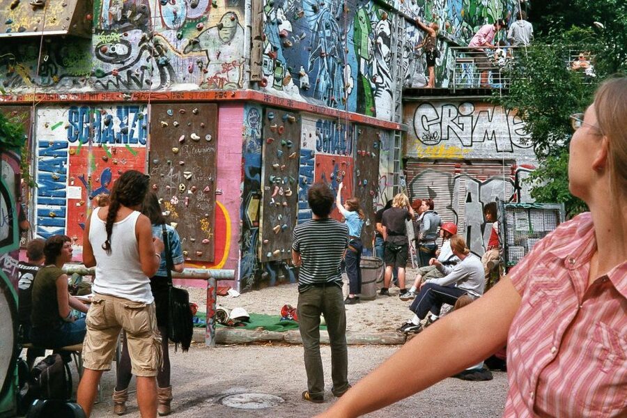 Hamburg: Downtown, Alster & Creative Neighborhoods by Bike - Who should book this ride?
