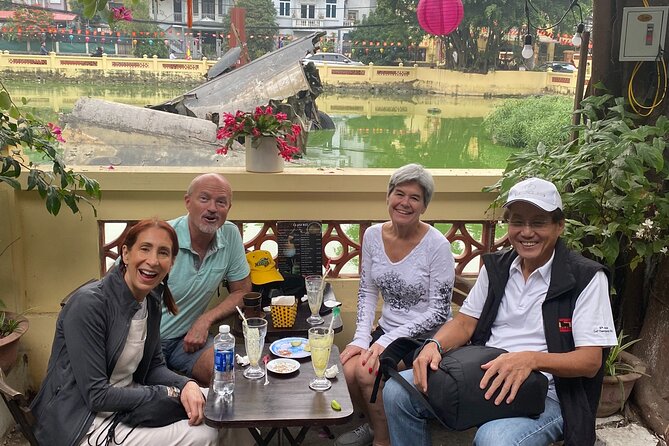 Hanoi City Bike Tour through Banana Island & Food Tasting - Why a bicycle makes sense in Hanoi