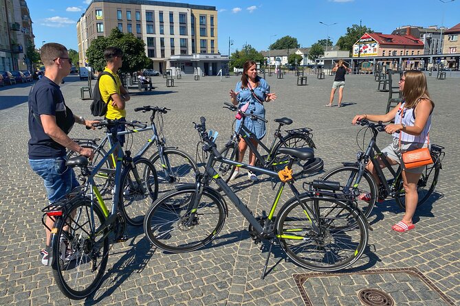 Hidden Krakow Bike Tour - Crossing into Podgórze and the former ghetto