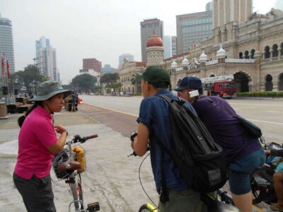 Hidden Kuala Lumpur: 4-Hour Bike Tour