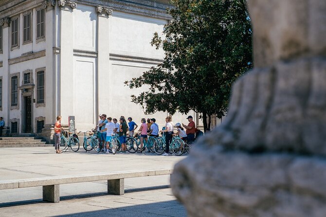 Highlights and hidden gems of Milan Bike Tour - Porta Nuova and Milan’s modern face