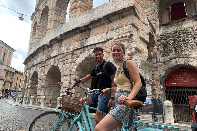 Highlights and hidden gems Verona Bike Tour - Juliet’s House and the limits of the romantic stop