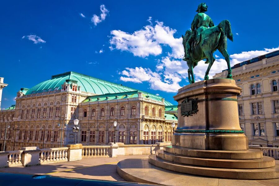 Highlights of Vienna: Private Bike Tour with Licensed Guide - Key points before you book