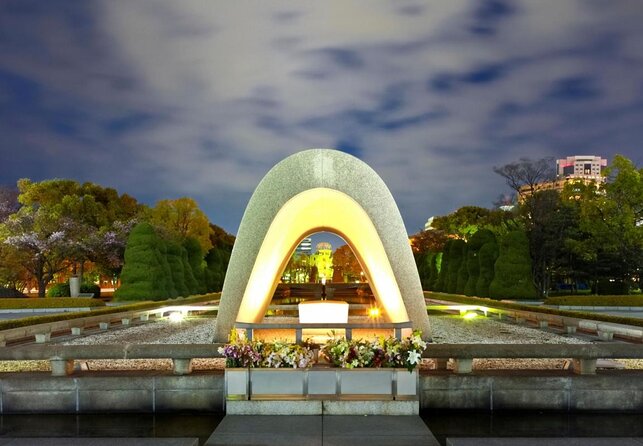 Hiroshima in a Nutshell: Morning Bike Adventure - Peace Memorial Park: a quiet beginning