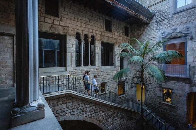 Historical and Modernist Bike Tour Barcelona - Key points to know before you ride
