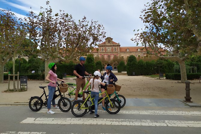 Historical Barcelona E-bike Guided Tour - El Born and the market beneath your wheels