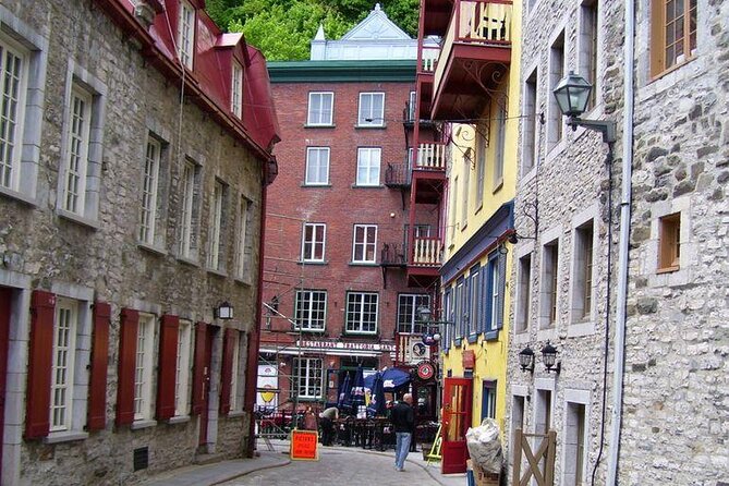 Historical Lower Town & Neighborhoods Bike Tour - At a glance