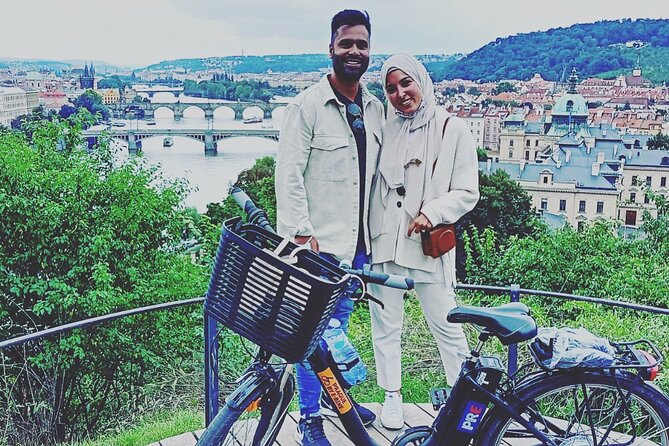 Historical Prague Guided E-Bike Tour - Prague Castle without trying to see everything