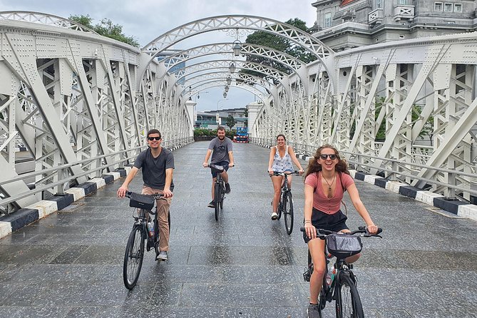 Historical Singapore Bike Tour on Full-Sized Bicycles - From Funan to City Hall and the Singapore River