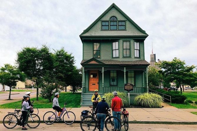 History Ride: The Best of Buffalo by Bike - Canalside and the stories beneath the waterfront
