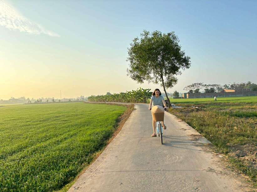Ho Chi Minh City: 2-Day Bike & Kayak Mekong Delta Tour - Cooking class, barbecue lunch, and the taste of the delta