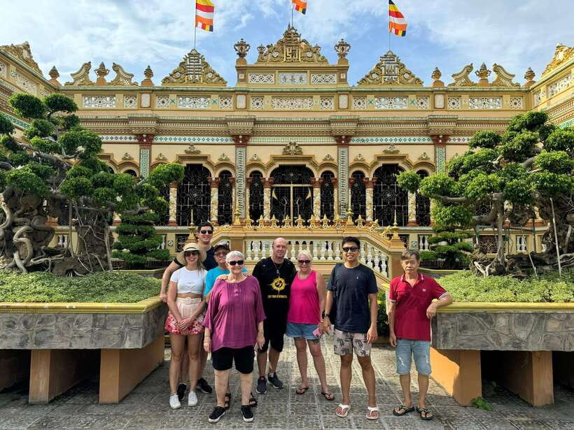 Ho Chi Minh City: 2-Day Bike & Kayak Mekong Delta Tour - The homestay evening, barbecue, and karaoke