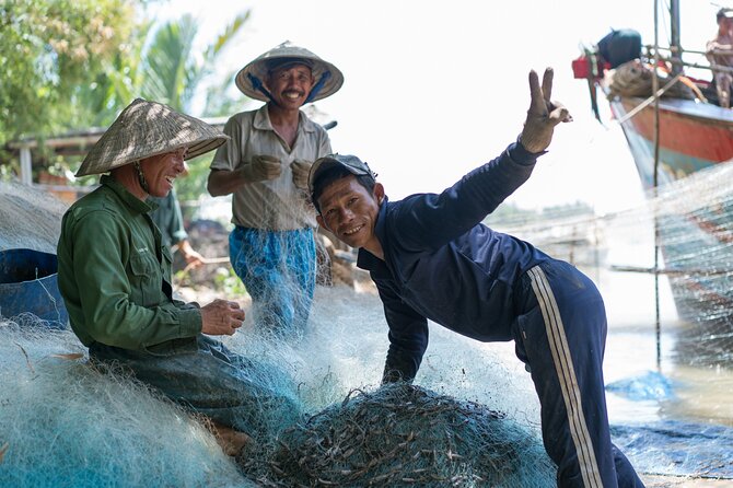 Hoi An: Morning Countryside Tour by Bike - Along the canals toward Duy Vinh