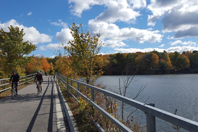 Hudson Valley Craft Brewery Bike Tour - The picnic lunch is more than a quick sandwich stop