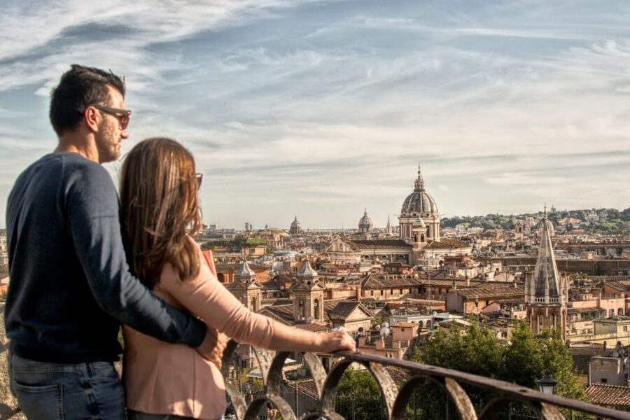 In Rome like a star: e-bike tour with photo shoot - What this Rome e-bike photo tour is really like