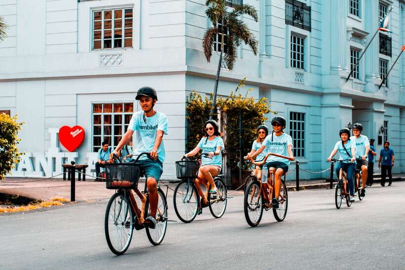 Intramuros, Manila: Historical Bamboo Bike Tour - Puerta del Parian and the old entrances to the city