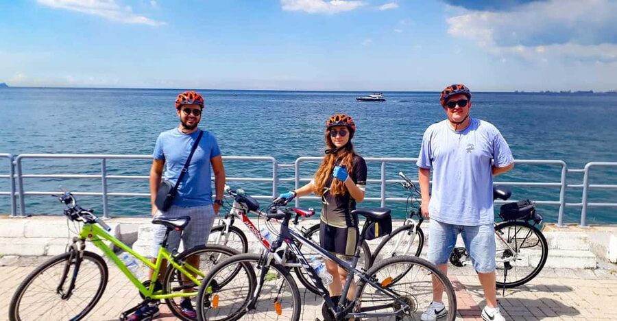 Istanbul: Eurasia Bike & Boat Half-Day Tour - Üsküdar by bicycle: the tour’s strongest section