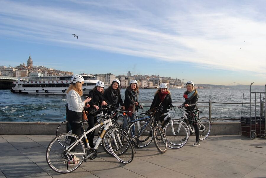 Istanbul: Eurasia Bike & Boat Half-Day Tour - Kadıköy and the return boat to Europe
