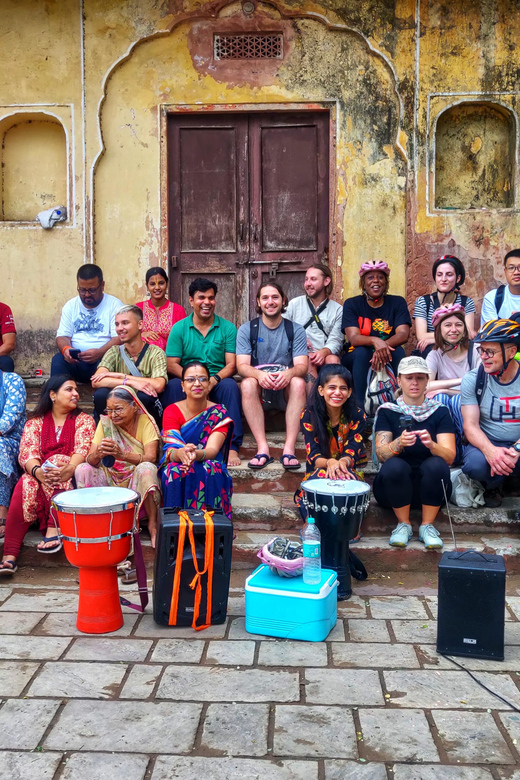 Jaipur: 3-Hour Morning Bike Tour of Jaipur Old City - Hawa Mahal in the soft morning light