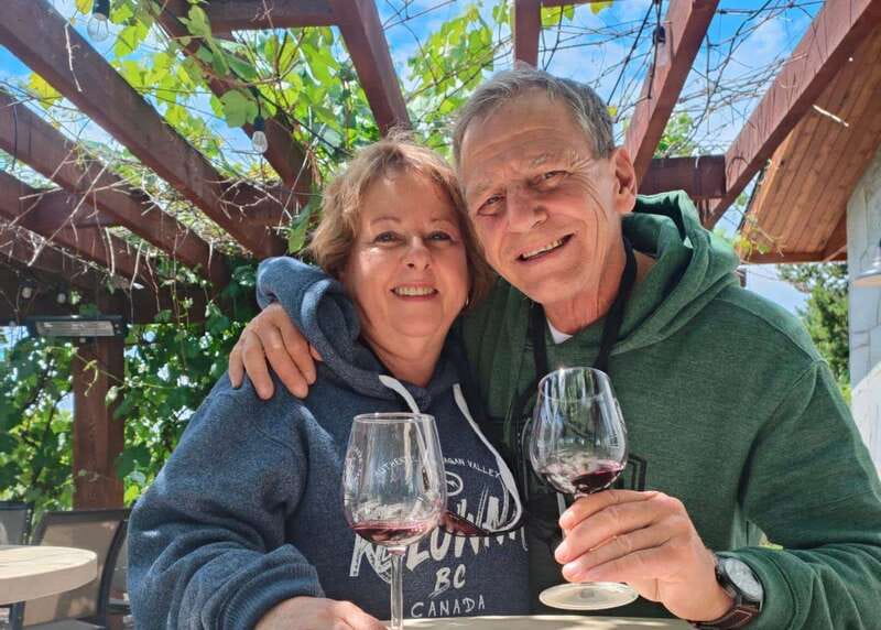 Kelowna: E-Bike Guided Wine Tour with Lunch & Tastings - Priest Creek Family Estate Winery and the value of contrast