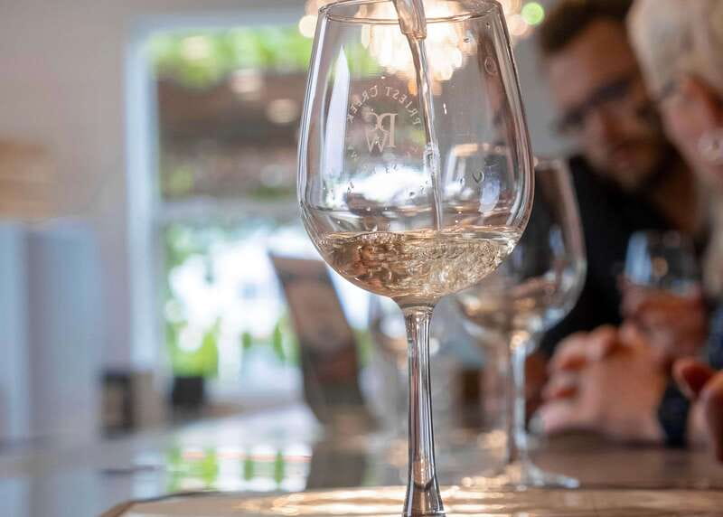 Kelowna: E-Bike Guided Wine Tour with Lunch & Tastings - The final ride back to Lakeside Eco-Sports