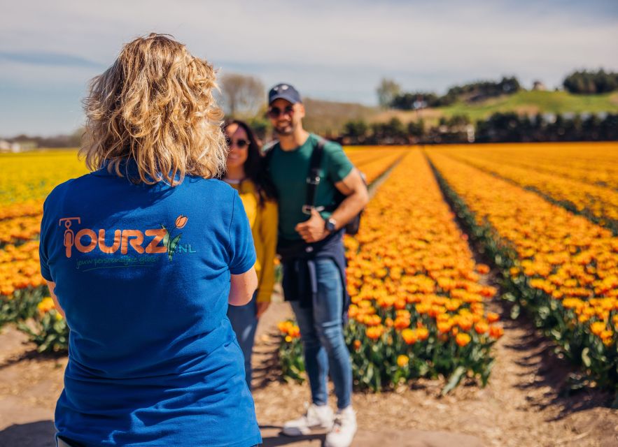 Keukenhof: Flower Fields Small-Group Cultural Bike Tour - Timing your visit for the best flowers
