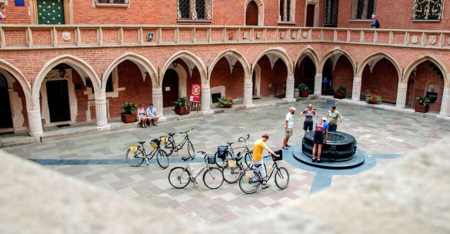Krakow: Bike Tour of Old Town, Jewish Quarter and the Ghetto - Key points to know before you book