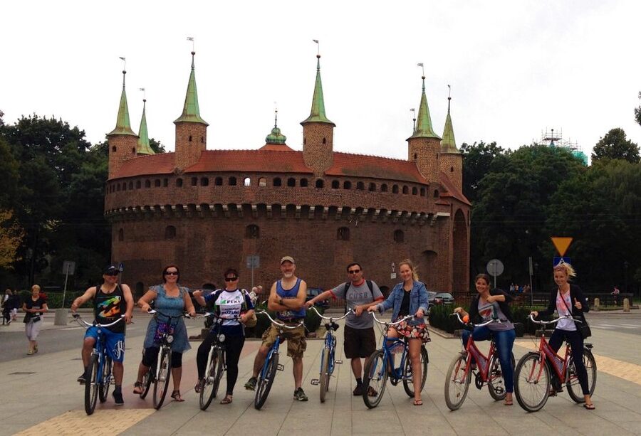 Krakow: Highlights of Krakow Bike Tour - Small Group - Is the route easy for casual cyclists?