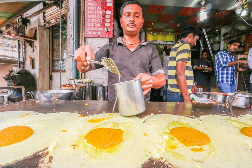 Kuala Lumpur: Evening Food Tour by Bike - Food stops in Kuala Lumpur’s everyday neighborhoods