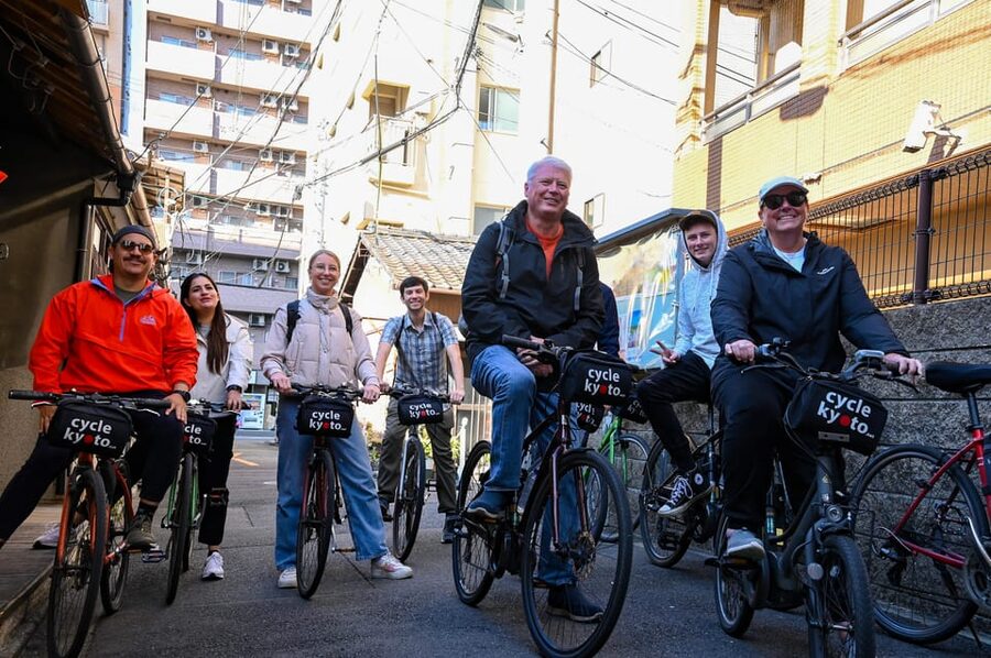 Kyoto: Half-day Guided Bike Tour with Fushimi Inari - Practical preparation for a comfortable ride