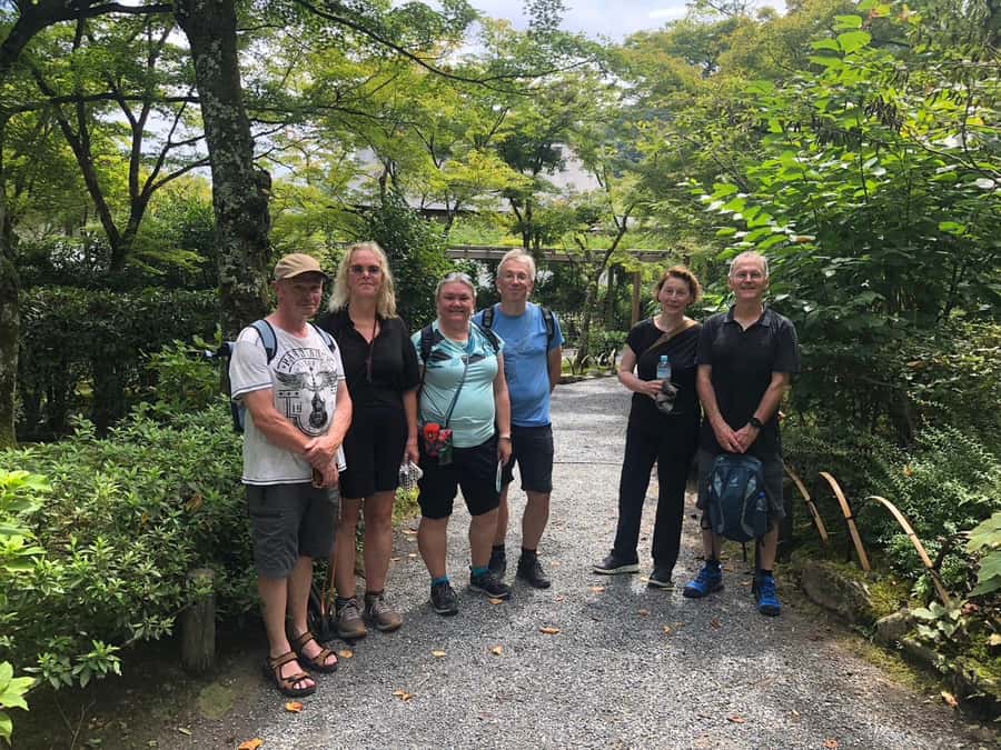 Kyoto: Memory Kyoto E-Bike Tour - Kinkakuji, Kyoto’s gold-covered showstopper