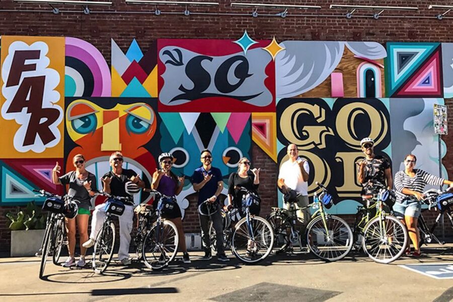 LA: Santa Monica & Venice Beach Bike Adventure - Santa Monica Pier and Palisades Park