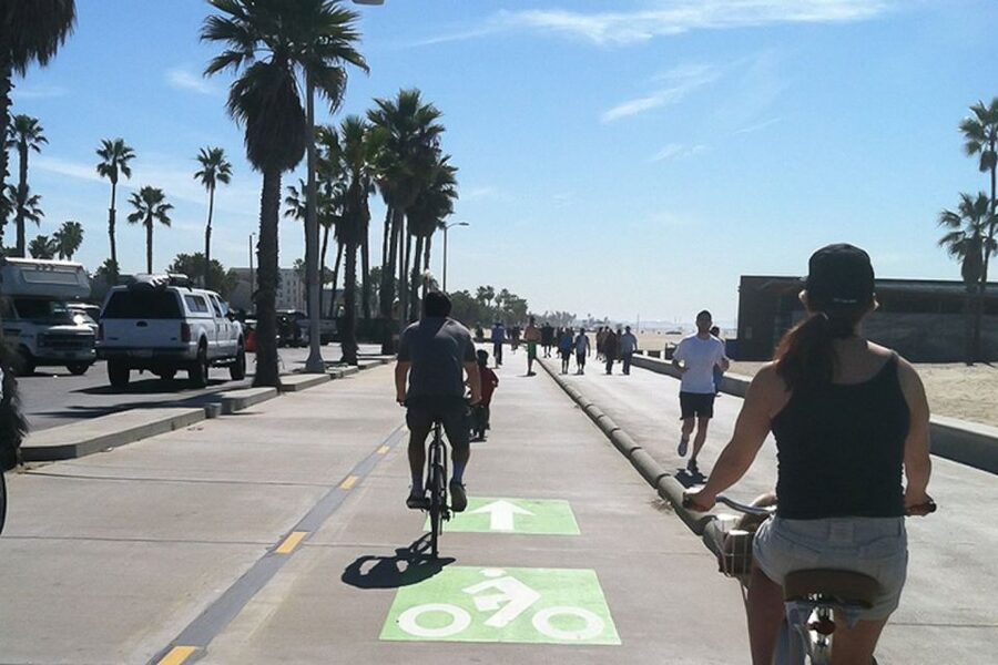 LA: Santa Monica & Venice Beach Bike Adventure - Venice Beach Boardwalk and Muscle Beach