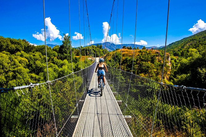 Lake Dunstan Cycleway Bike Rental With Return Luxury Shuttle - Riding the 42 kilometers to Clyde