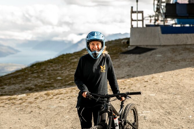 Lake Dunstan Cycleway Bike Rental With Return Luxury Shuttle - How the shuttle changes the value
