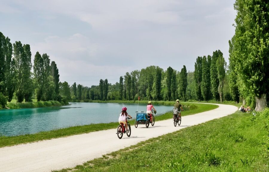 Lake Garda: E-bike Rental - Who Will Enjoy This Ride Most